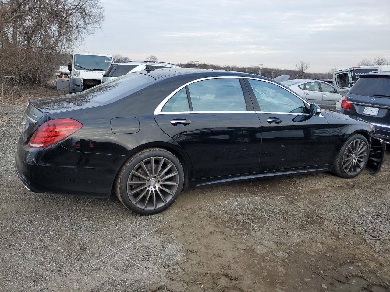 Image 3 of 2016 MERCEDES-BENZ S 550 4MATIC 2016 with VIN WDDUG8FB2GA213515
