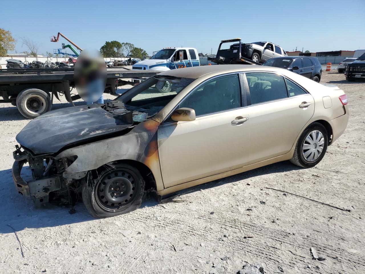 Obraz 1 z 2011 TOYOTA CAMRY BASE 2011 z VIN 4T1BF3EK8BU615194