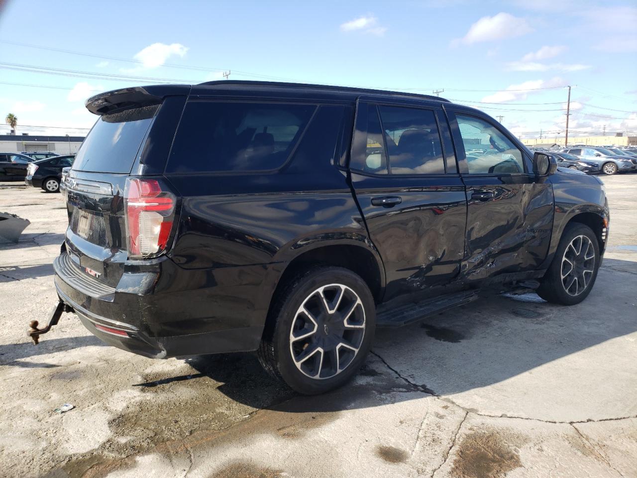 Изображение 3 2021 CHEVROLET TAHOE C1500 RST 2021 с VIN 1GNSCRKD1MR292822
