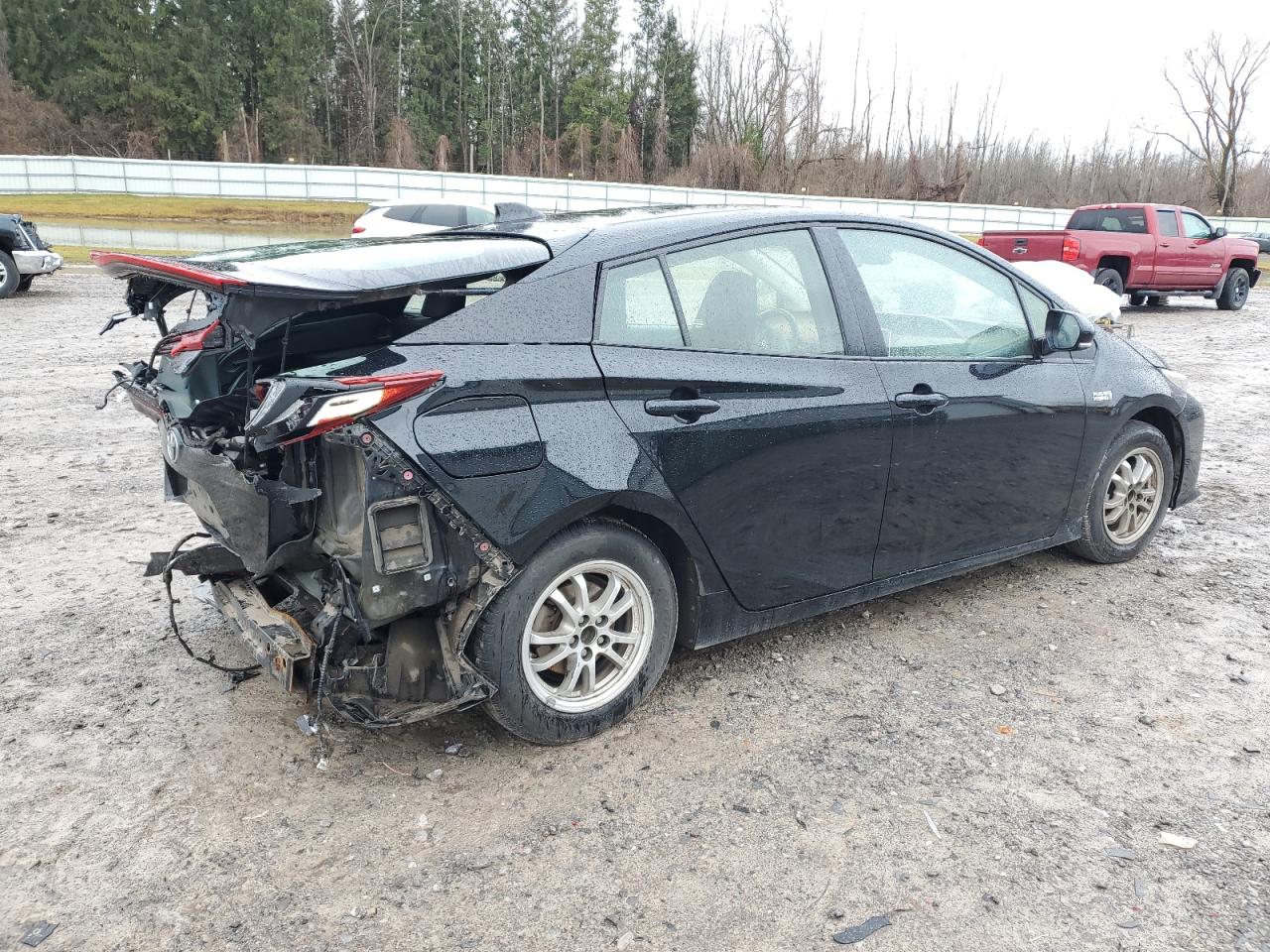 Obraz 3 z 2021 TOYOTA PRIUS PRIME LE 2021 z VIN JTDKAMFP1M3173192
