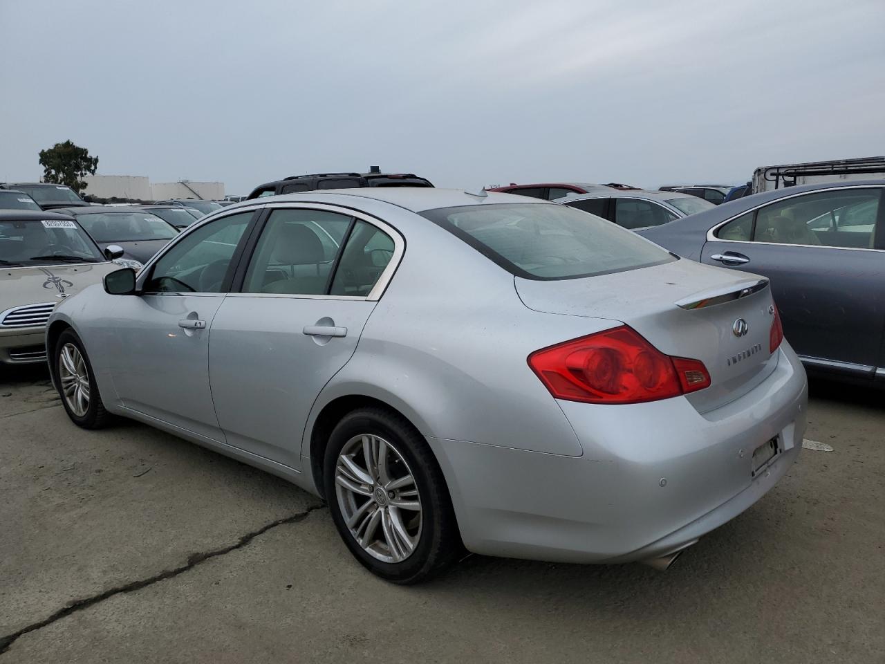 Изображение 2 2011 INFINITI G37 BASE 2011 с VIN JN1CV6AP3BM501007