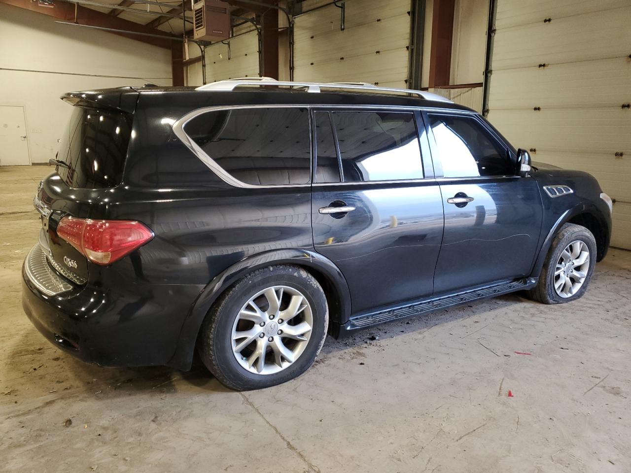 Obraz 3 z 2013 INFINITI QX56  2013 z VIN JN8AZ2NE6D9040261