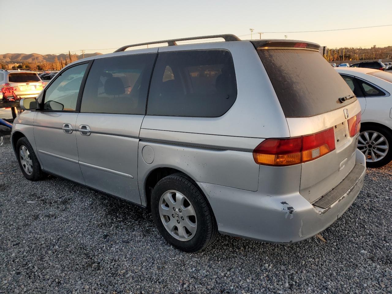 Image 2 of 2004 HONDA ODYSSEY EX 2004 with VIN 5FNRL186X4B044902
