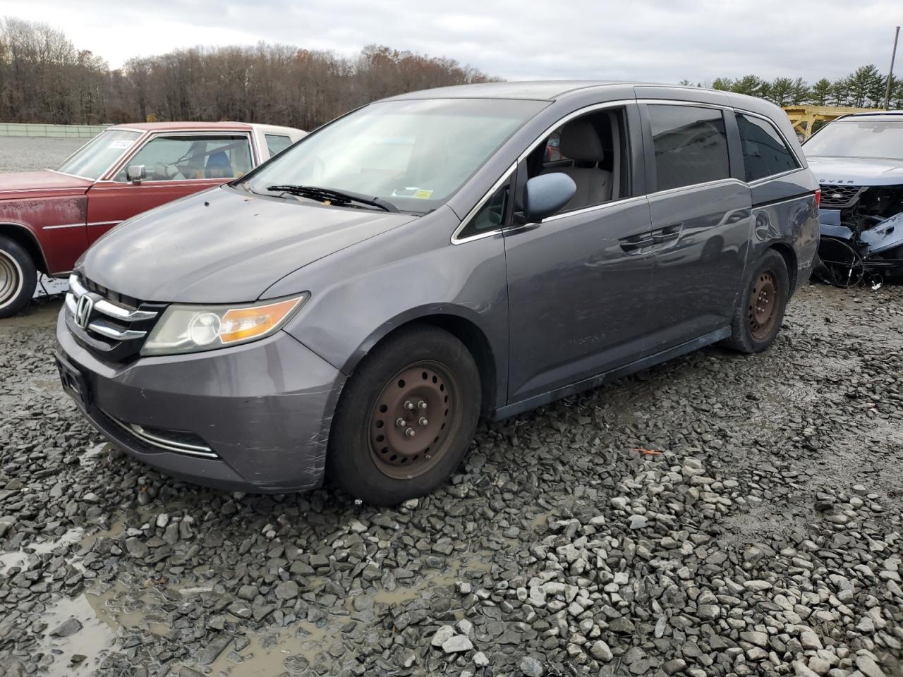 Image 1 of 2015 HONDA ODYSSEY LX 2015 with VIN 5FNRL5H21FB020866