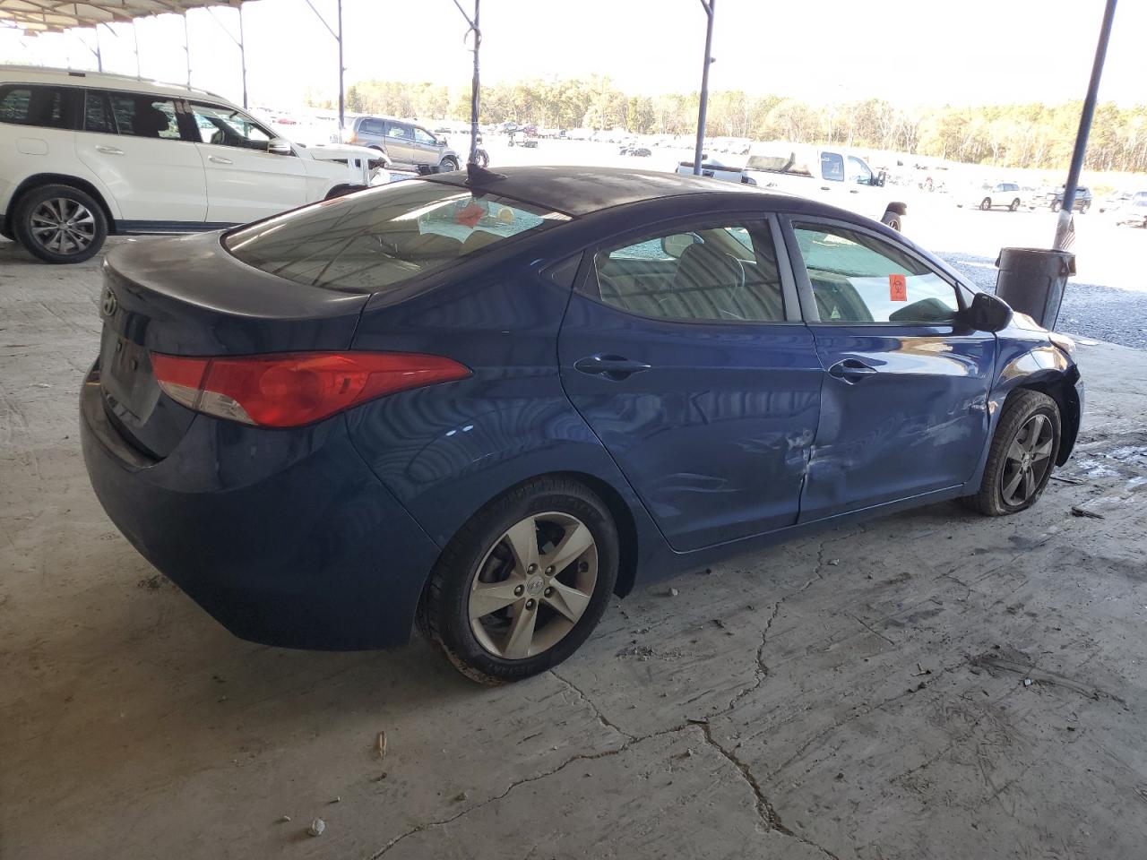 Image 3 of 2013 HYUNDAI ELANTRA GLS 2013 with VIN KMHDH4AE0DU878470