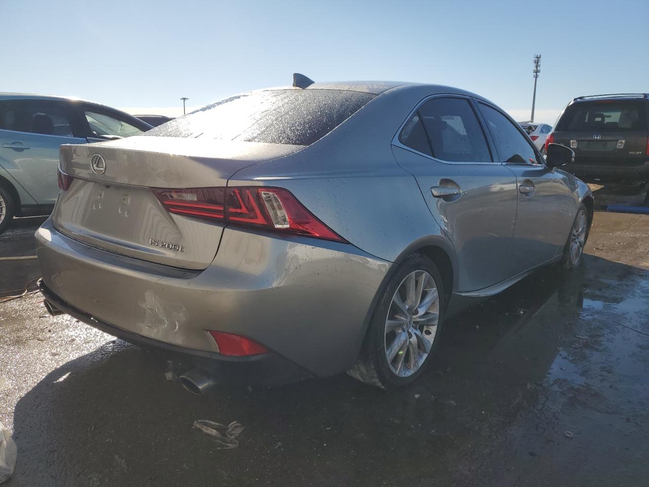 Изображение 3 2016 LEXUS IS 200T 2016 с VIN JTHBA1D23G5015434