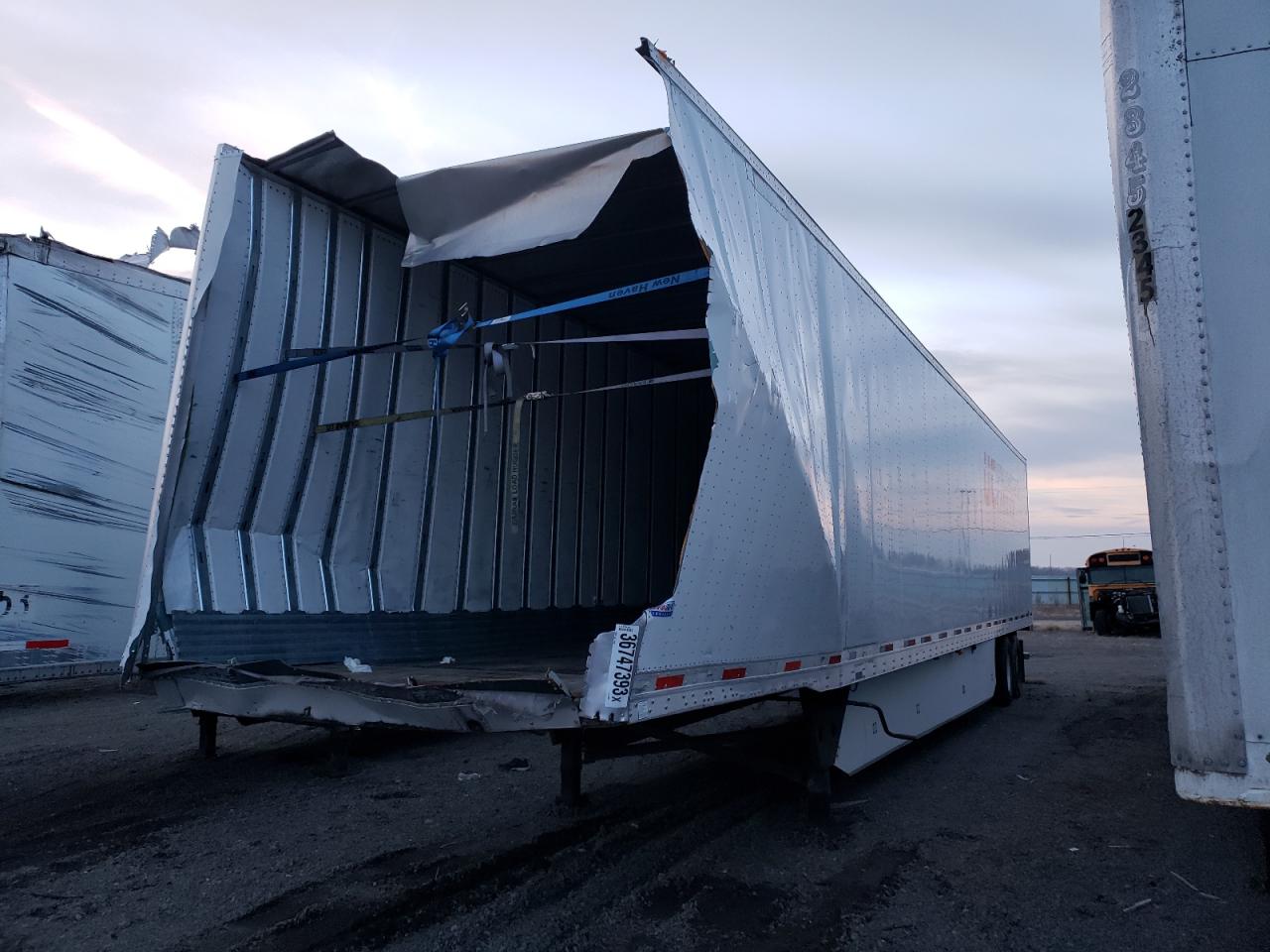 Obraz 2 z 2018 UTILITY DRYVAN 2018 z VIN 1UYVS2539J3288309