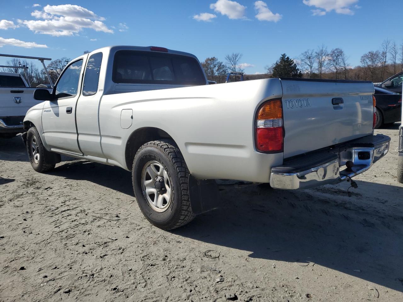 Obraz 2 z 2003 TOYOTA TACOMA XTRACAB 2003 z VIN 5TEVL52N33Z268922