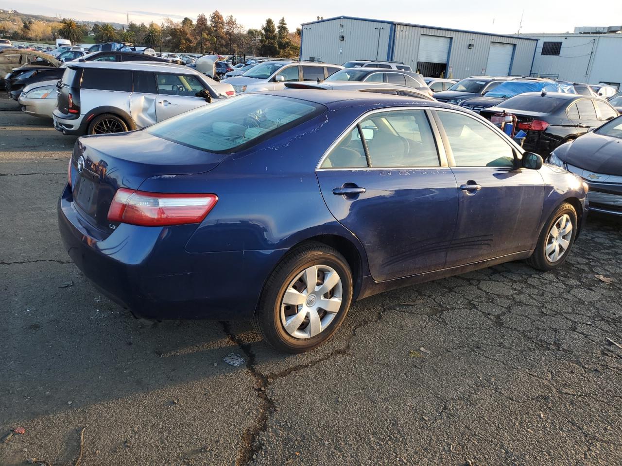 Obraz 3 z 2007 TOYOTA CAMRY CE 2007 z VIN 4T1BE46K77U103991