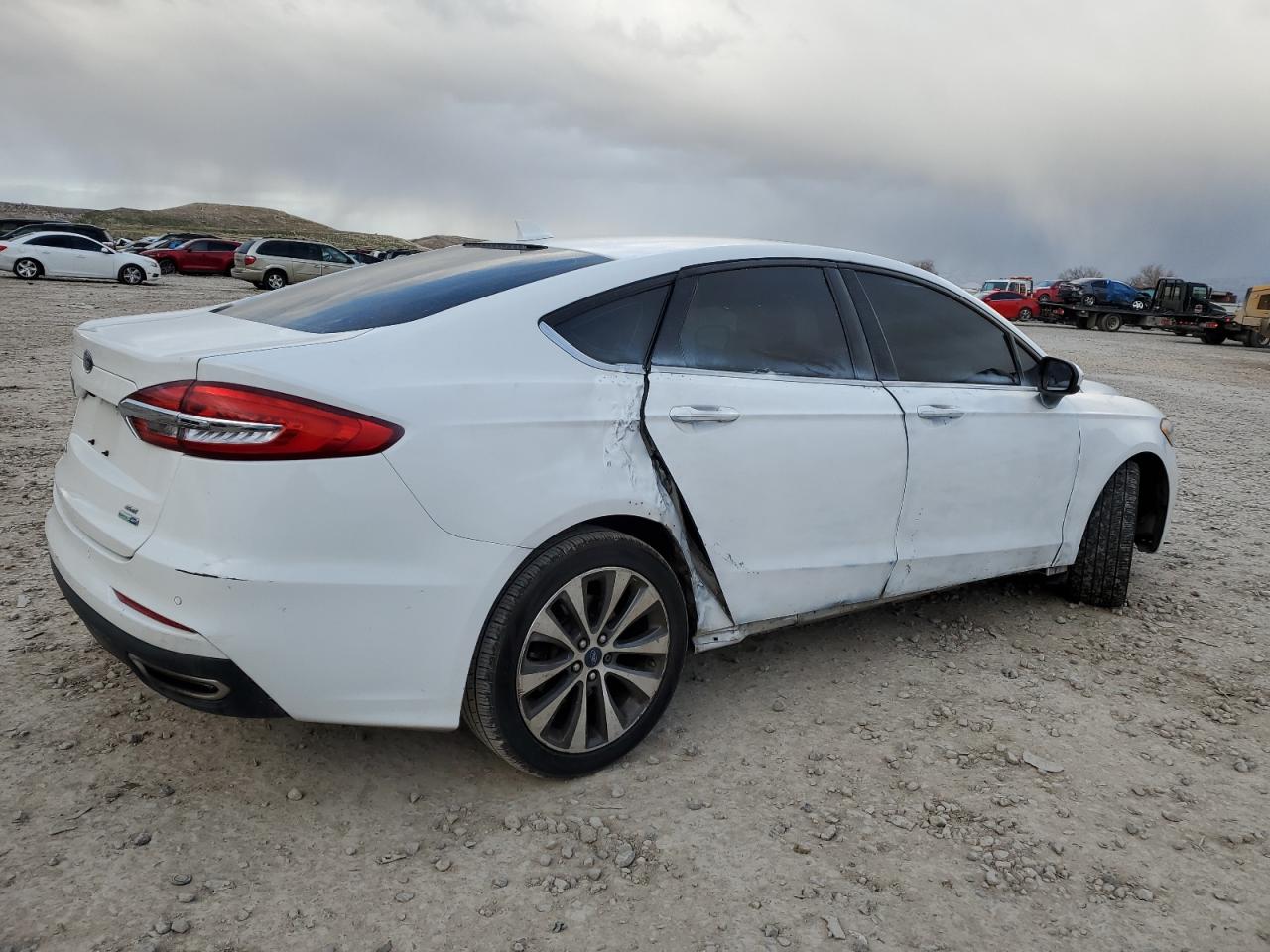Изображение 3 2019 FORD FUSION SE 2019 с VIN 3FA6P0T99KR265153