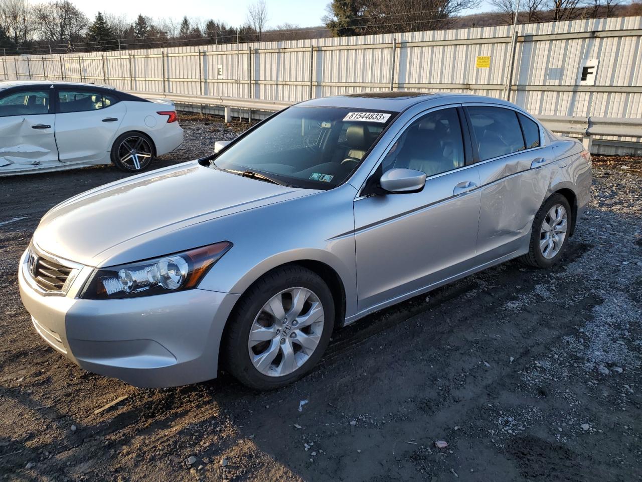 Obraz 1 z 2008 HONDA ACCORD EXL 2008 z VIN 1HGCP26818A015891