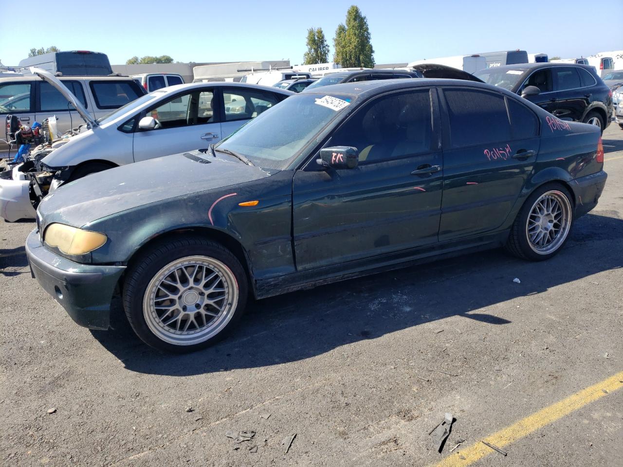 Image 1 of 2002 BMW 325 I 2002 with VIN WBAEV33432PD56475