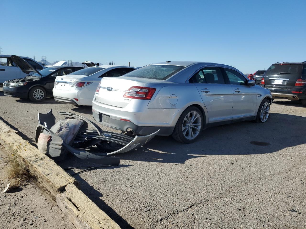 Image 3 of 2013 FORD TAURUS SEL 2013 with VIN 1FAHP2E99DG234996