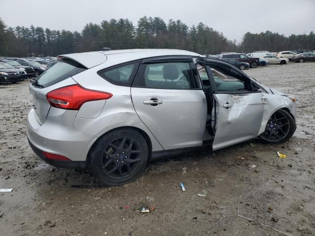 Image 3 of 2016 FORD FOCUS SE 2016 with VIN 1FADP3K24GL330638