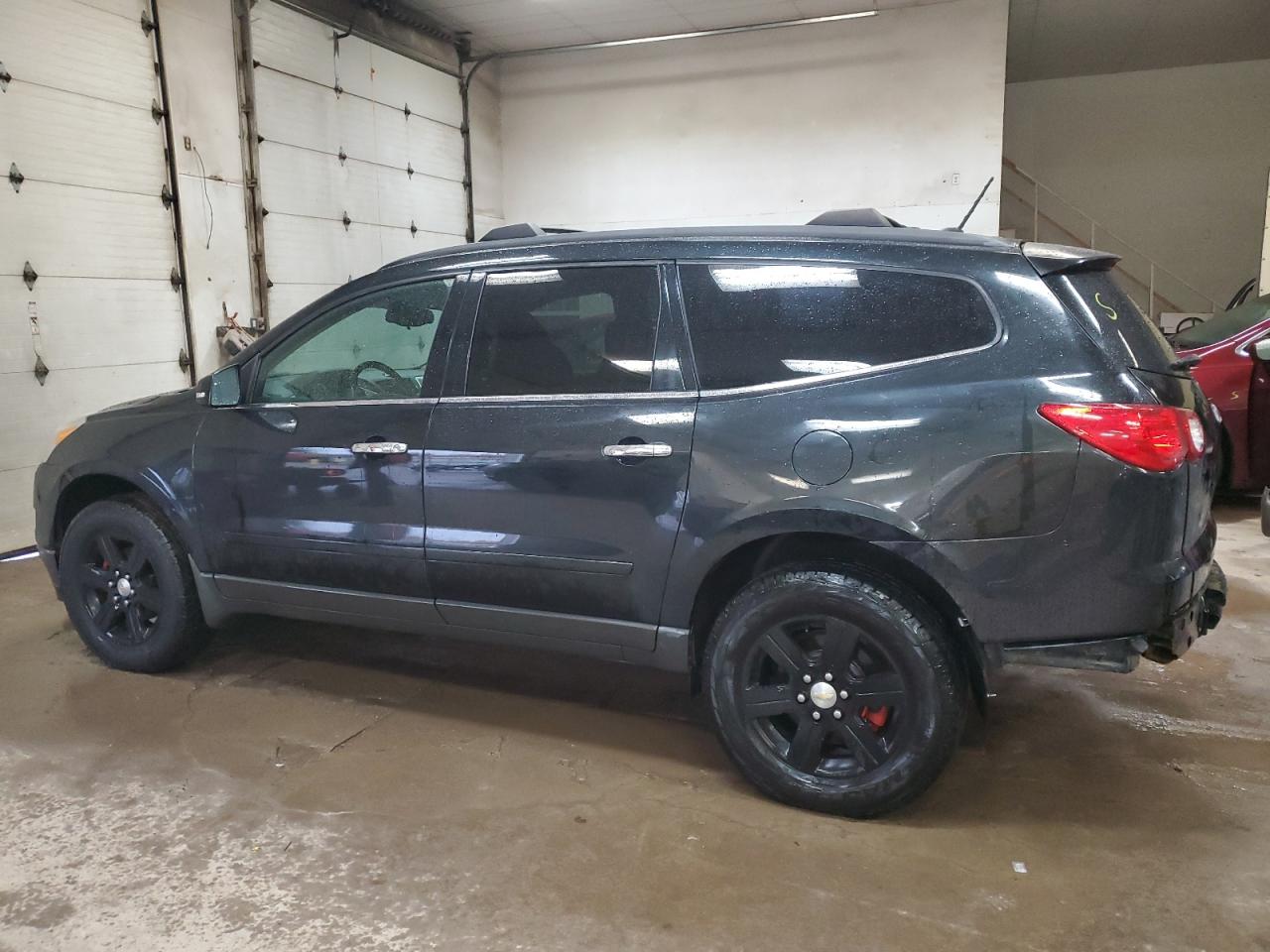 Image 2 of 2010 CHEVROLET TRAVERSE LT 2010 with VIN 1GNLRFED7AJ264935