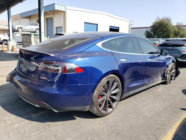 Obraz 3 z 2015 TESLA MODEL S  2015 z VIN 5YJSA1E45FF119616