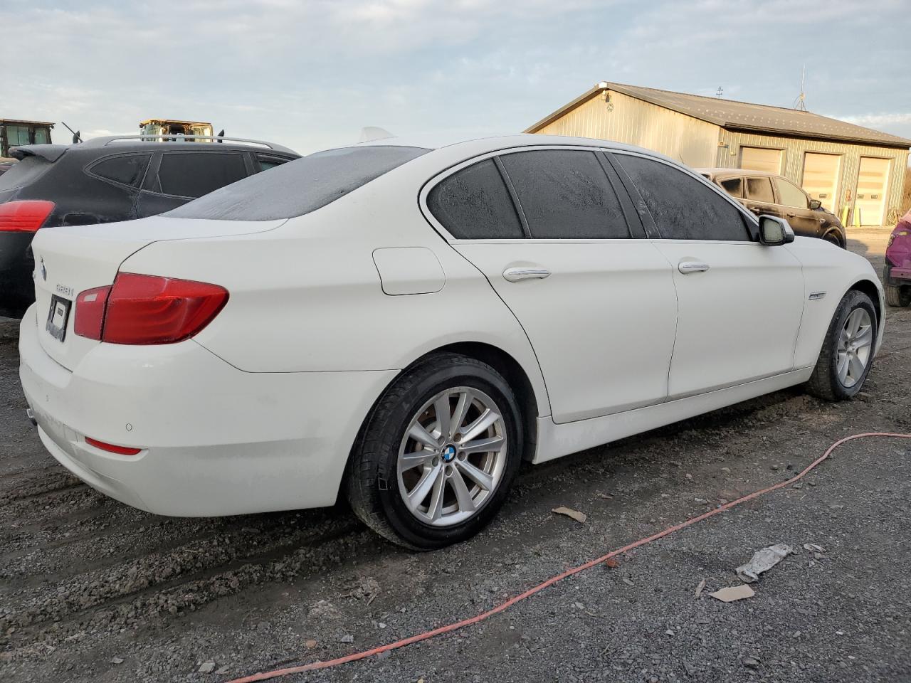 Obraz 3 z 2014 BMW 528 XI 2014 z VIN WBA5A7C57ED614396