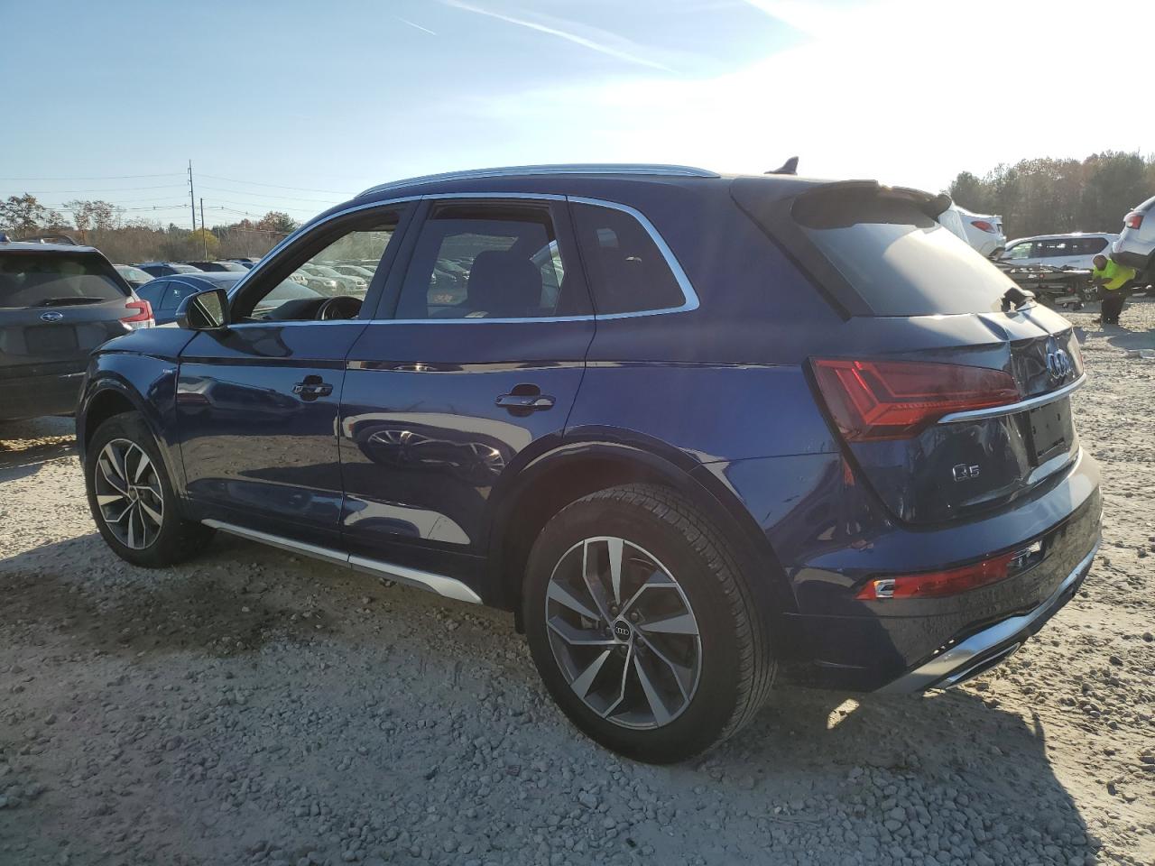 Изображение 2 2022 AUDI Q5 PREMIUM PLUS 45 2022 с VIN WA1EAAFY9N2019500