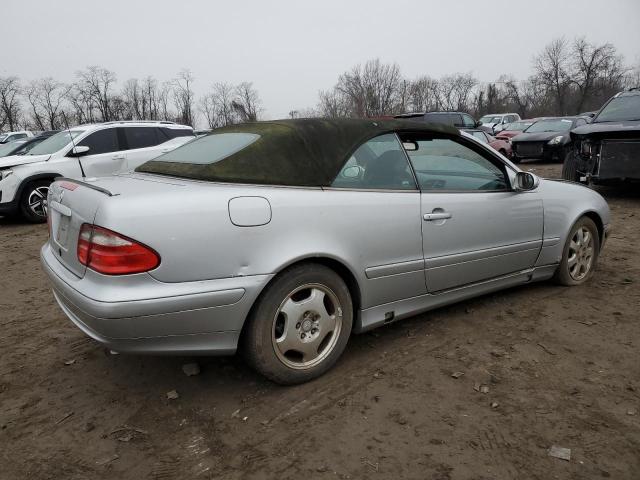 Obraz 3 z 2001 MERCEDES-BENZ CLK 320 2001 z VIN WDBLK65G01T076865