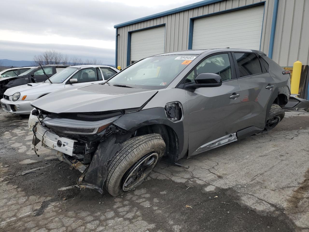 Изображение 1 2023 SUBARU SOLTERRA PREMIUM 2023 с VIN JTMABABA3PA027885