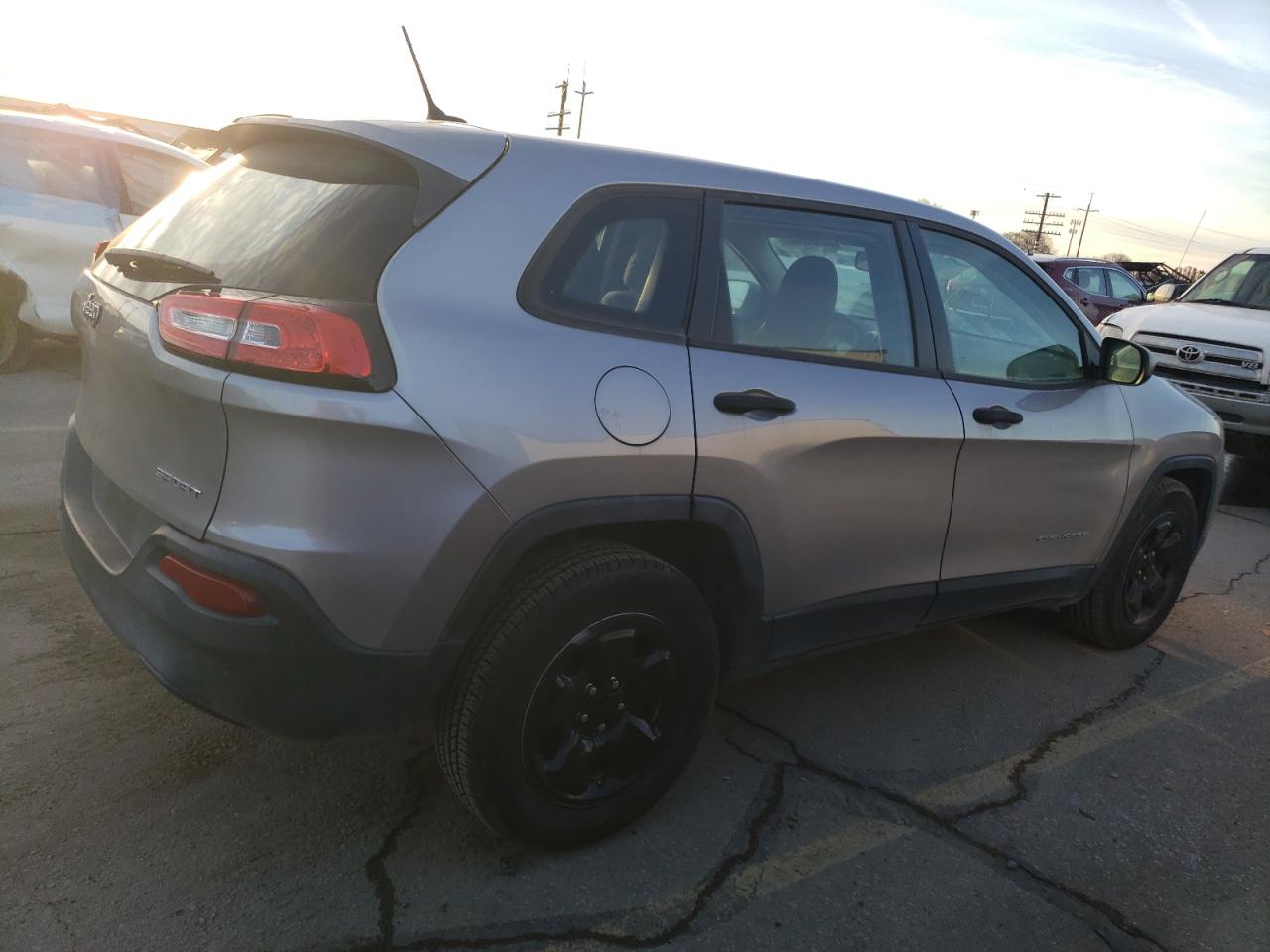 Изображение 3 2014 JEEP CHEROKEE SPORT 2014 с VIN 1C4PJLAB7EW217742