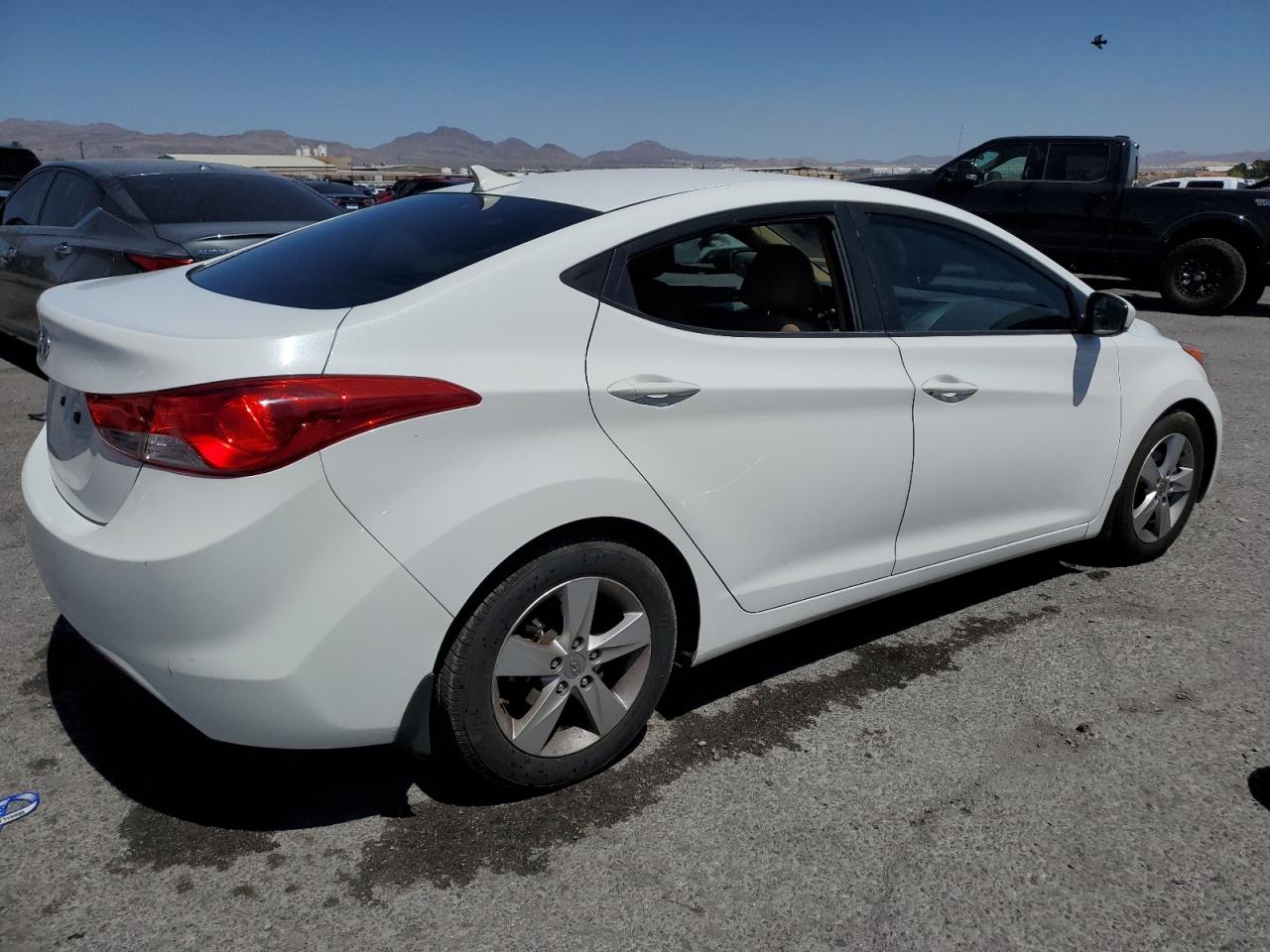 Obraz 3 z 2013 HYUNDAI ELANTRA GLS 2013 z VIN 5NPDH4AE2DH428091