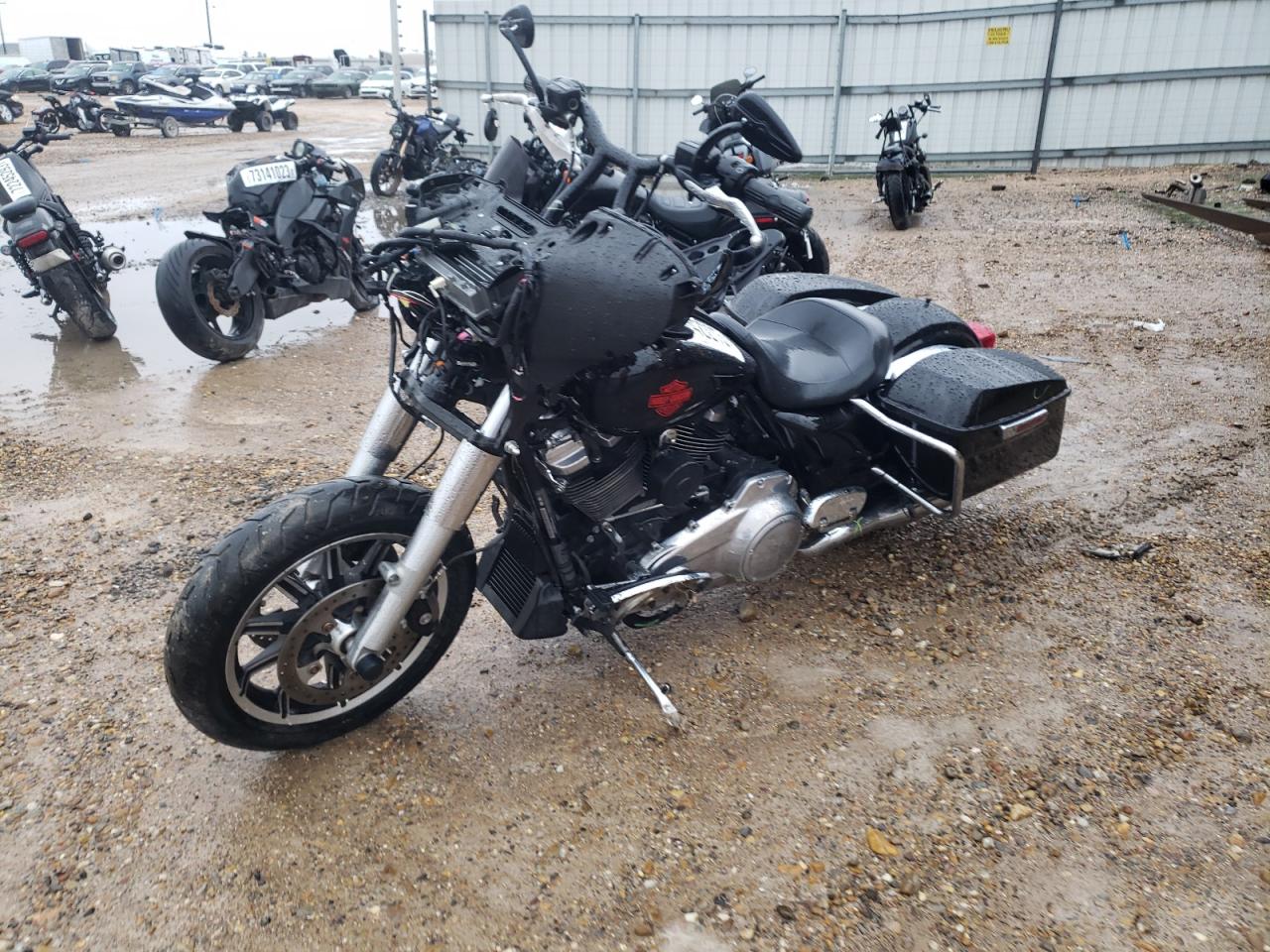 Изображение 2 2019 HARLEY-DAVIDSON FLHT  2019 с VIN 1HD1FVC25KB675541
