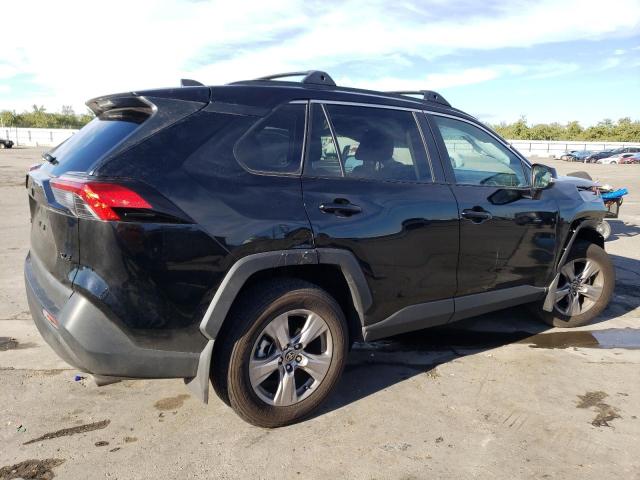 Изображение 3 2023 TOYOTA RAV4 XLE 2023 с VIN 2T3W1RFV5PW243310