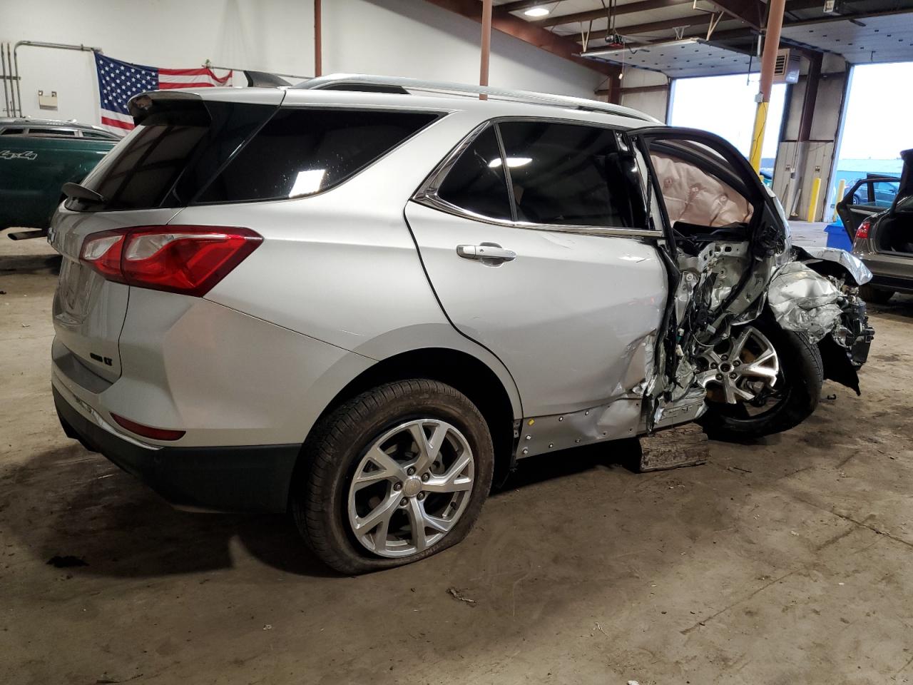 Obraz 3 z 2019 CHEVROLET EQUINOX LT 2019 z VIN 3GNAXVEX0KS660030