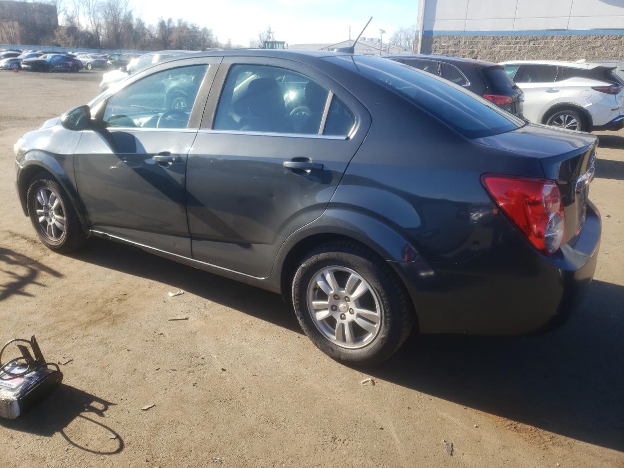 Изображение 2 2014 CHEVROLET SONIC LT 2014 с VIN 1G1JC5SH4E4177090