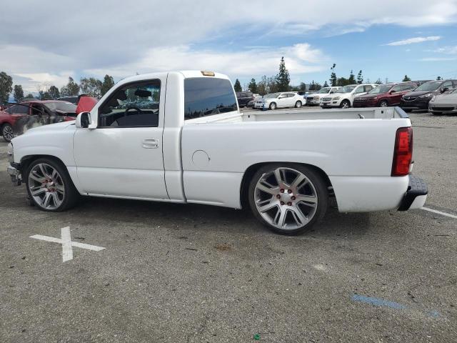 Image 2 of 2003 GMC NEW SIERRA C1500 2003 with VIN 1GTEC14V23Z319828
