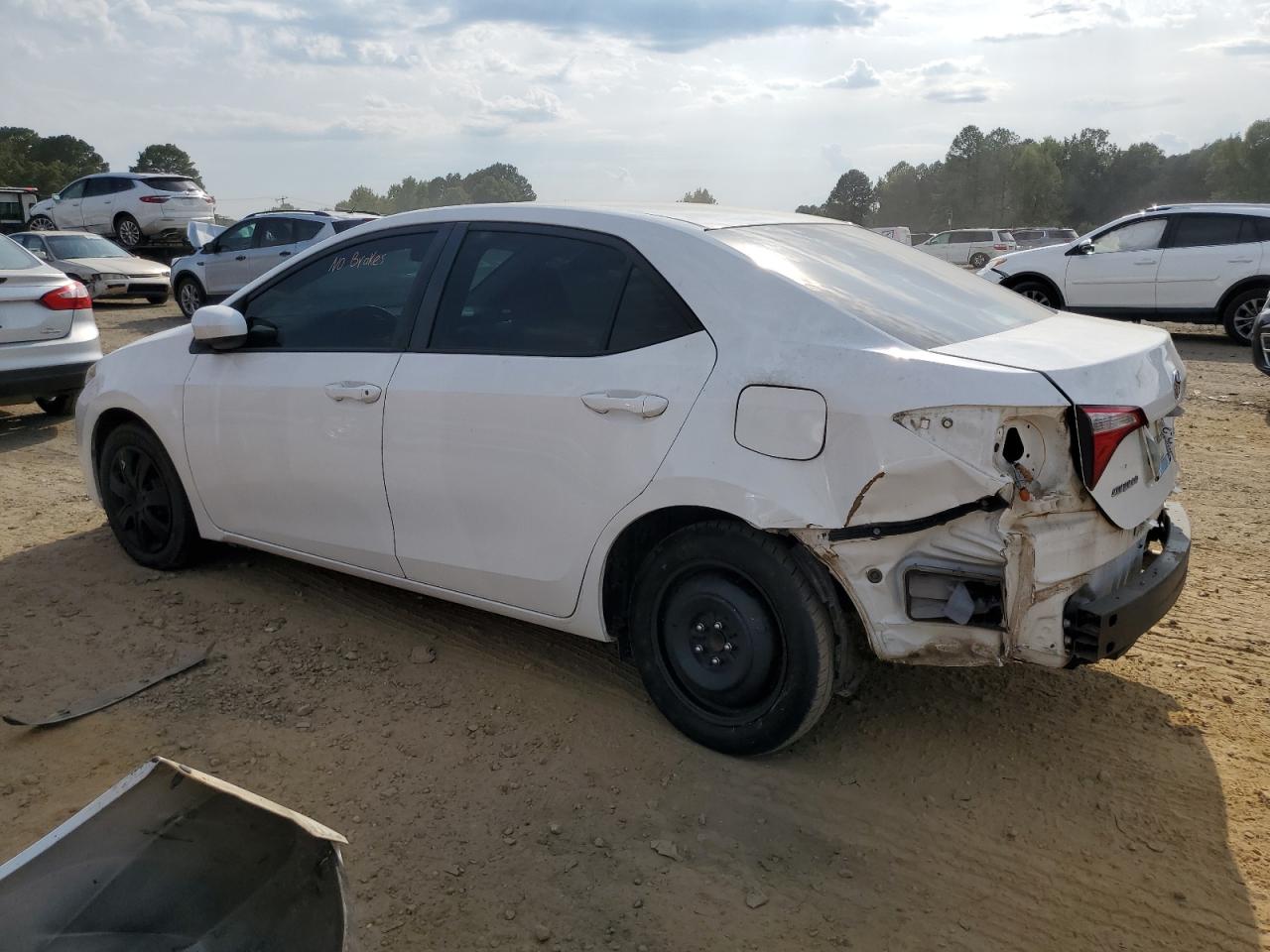 Изображение 2 2016 TOYOTA COROLLA L 2016 с VIN 5YFBURHE3GP440280