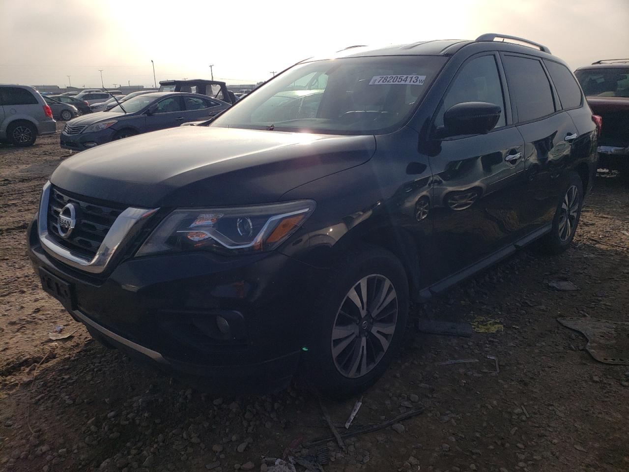 Obraz 1 z 2017 NISSAN PATHFINDER S 2017 z VIN 5N1DR2MM6HC651770