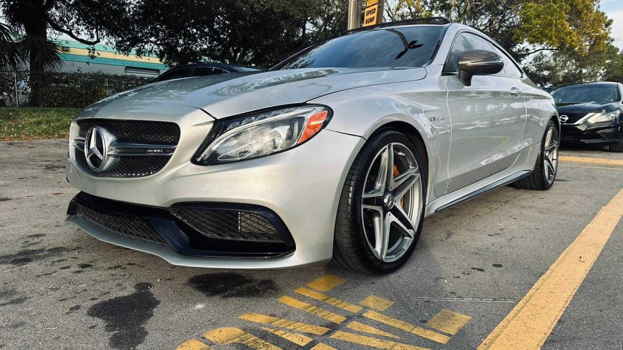 Obraz 2 z 2017 MERCEDES-BENZ C 63 AMG-S 2017 z VIN WDDWJ8HB5HF449815