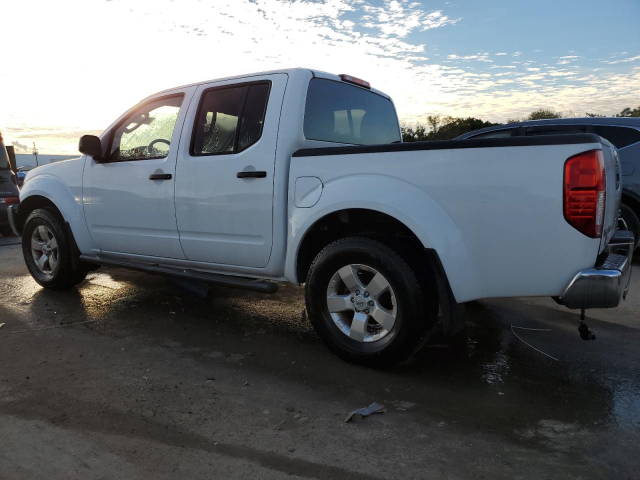 Image 2 of 2010 NISSAN FRONTIER CREW CAB SE 2010 with VIN 1N6AD0ER7AC447874