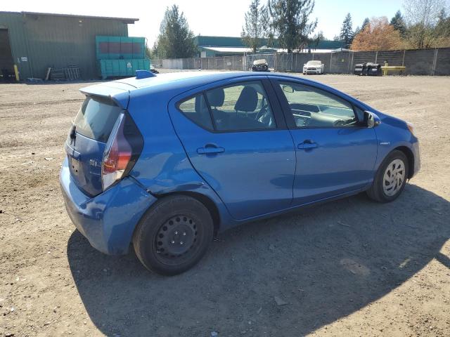 Image 3 of 2016 TOYOTA PRIUS C  2016 with VIN JTDKDTB3XG1589200