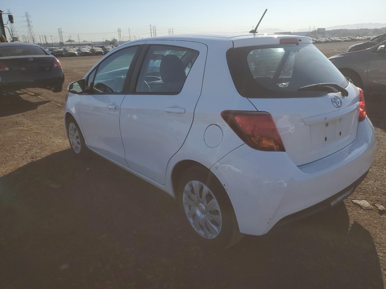Image 2 of 2015 TOYOTA YARIS  2015 with VIN VNKKTUD34FA030902