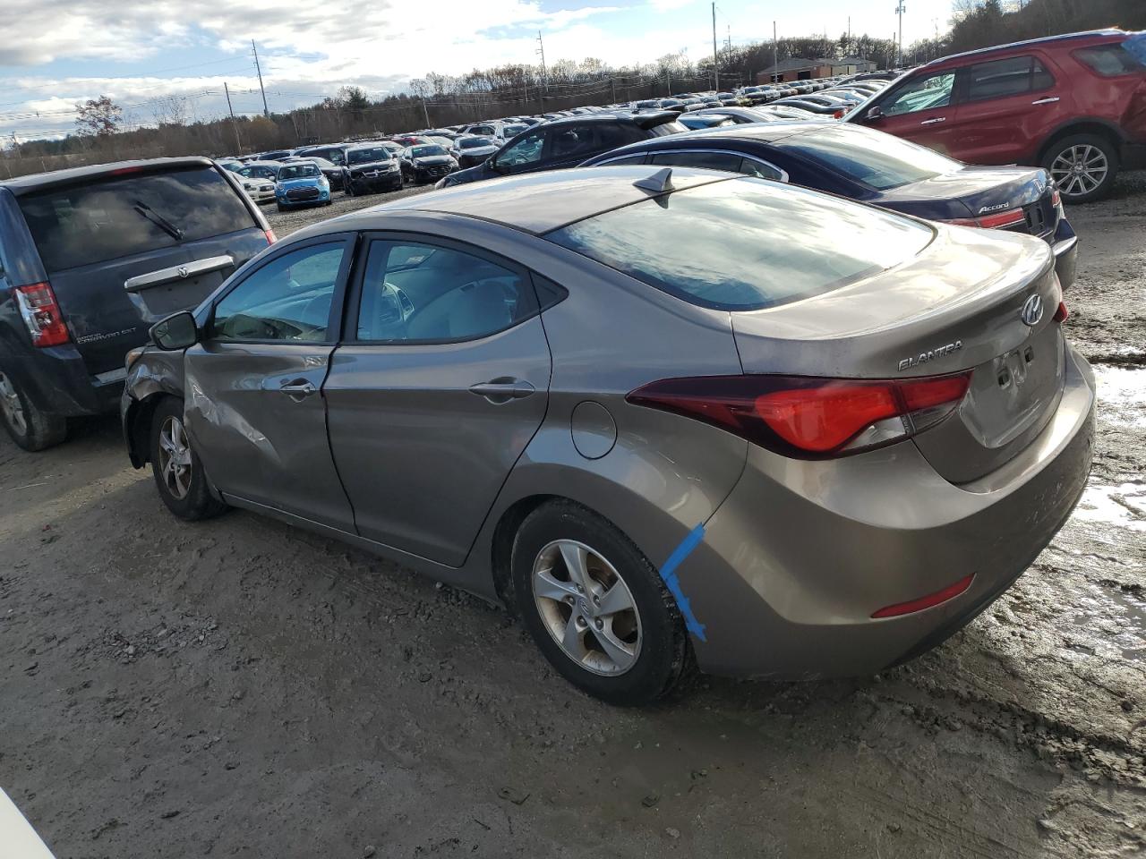 Изображение 2 2015 HYUNDAI ELANTRA SE 2015 с VIN 5NPDH4AE8FH574403