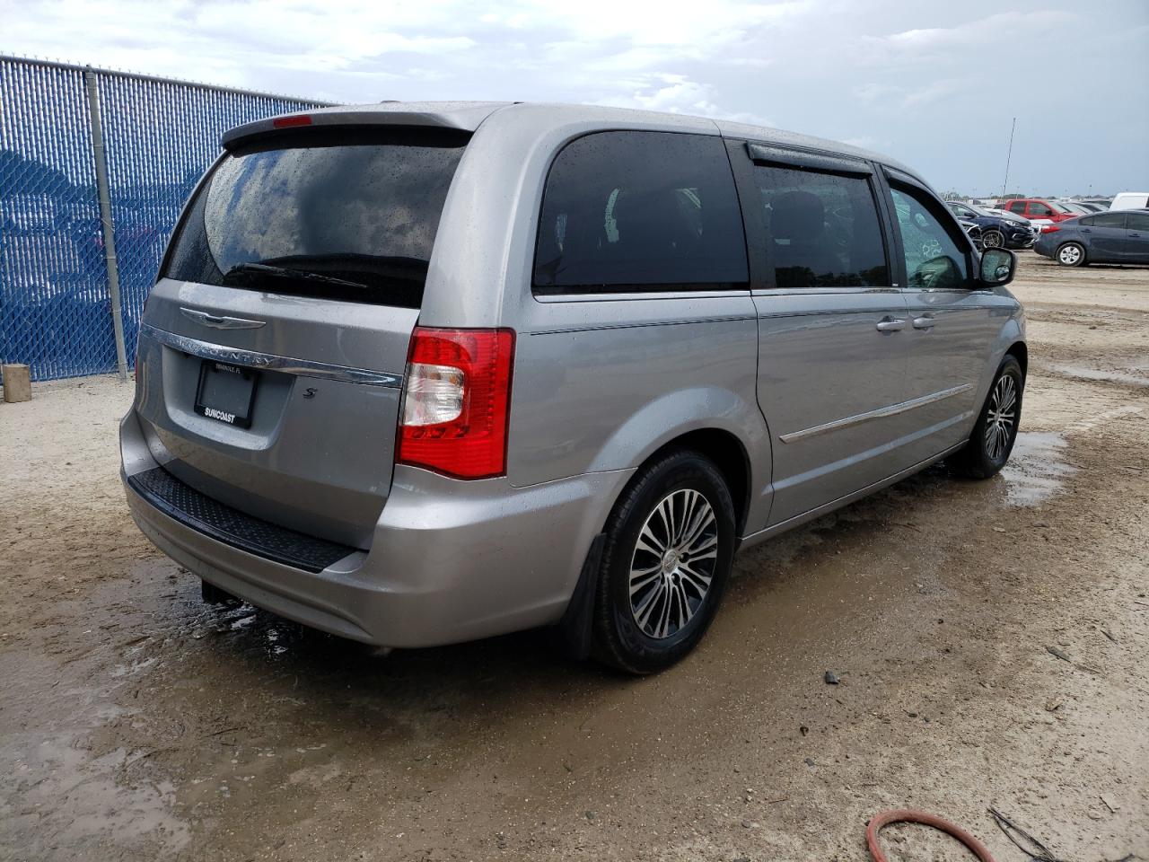 Obraz 3 z 2014 CHRYSLER TOWN & COUNTRY S 2014 z VIN 2C4RC1HG2ER132633