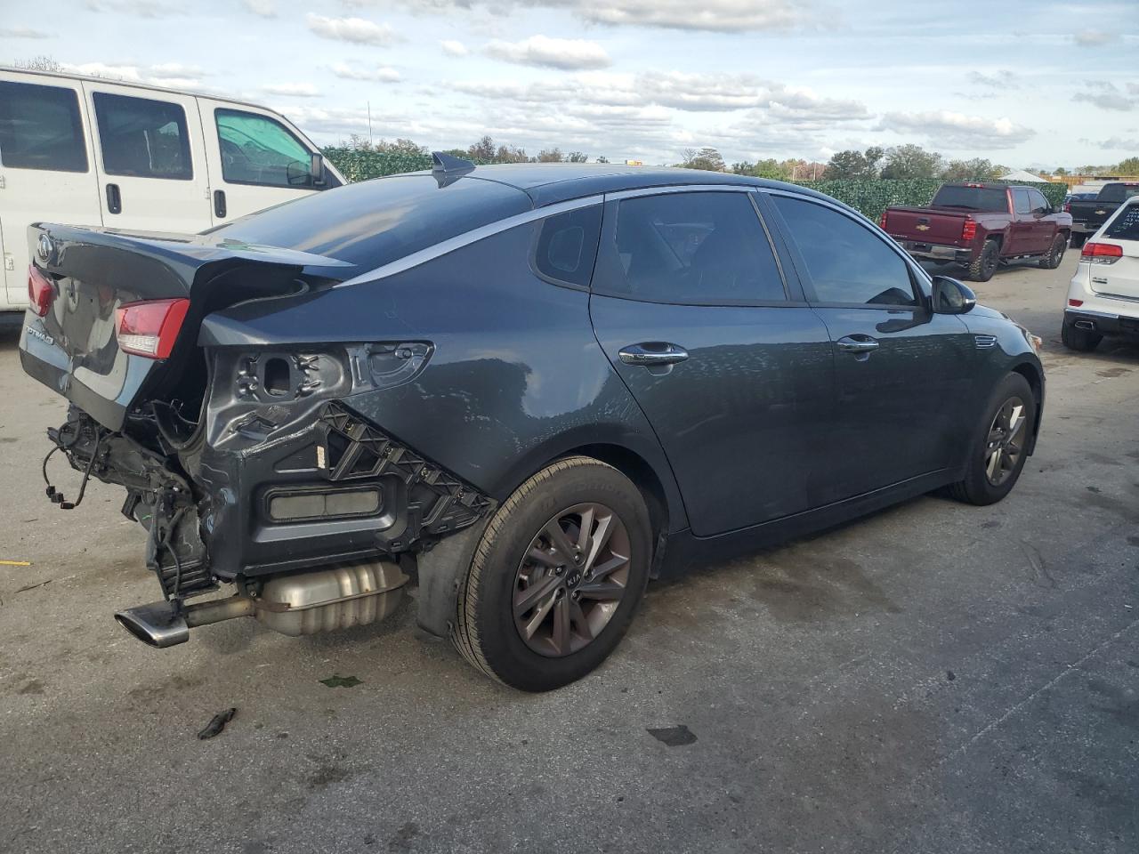 Obraz 3 z 2019 KIA OPTIMA LX 2019 z VIN 5XXGT4L30KG376492