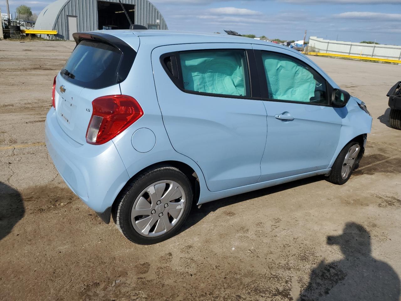 Image 3 of Chevrolet Spark Ls 2016 with VIN KL8CB6SA7GC568005