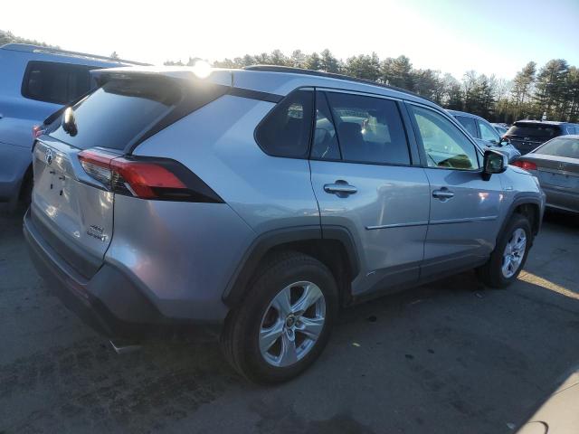 Image 3 of 2019 TOYOTA RAV4 XLE 2019 with VIN JTMRWRFV5KD032970