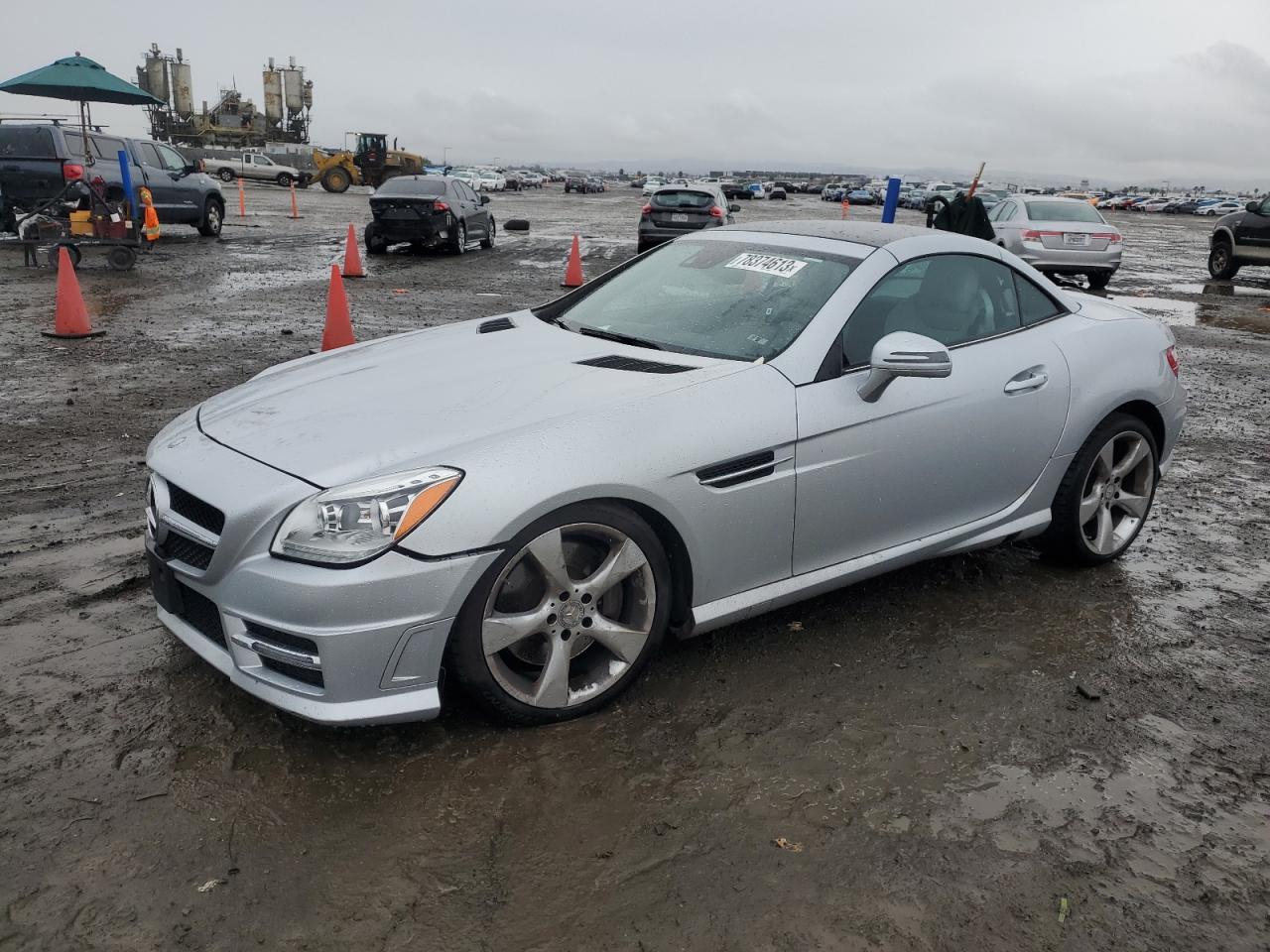 Image 1 of 2016 MERCEDES-BENZ SLK 350 2016 with VIN WDDPK5HA5GF118237