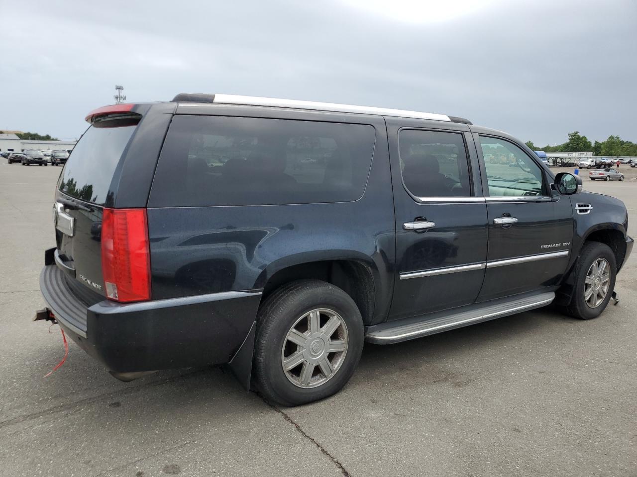 Image 3 of 2011 CADILLAC ESCALADE ESV LUXURY 2011 with VIN 1GYS4HEF9BR198482