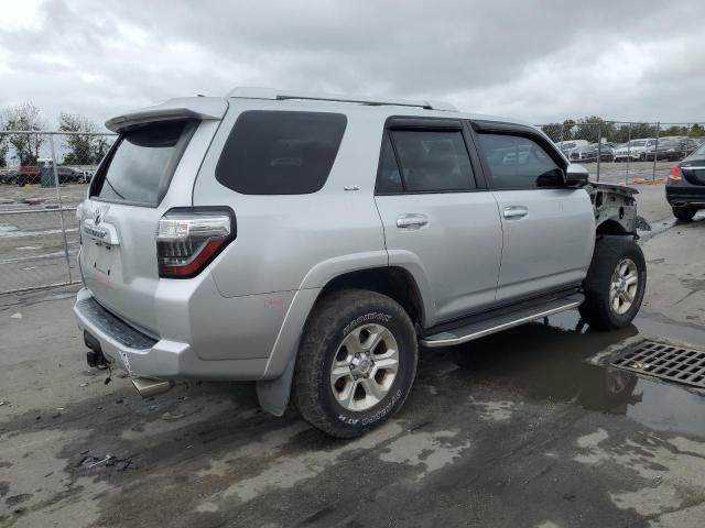 Image 3 of 2015 TOYOTA 4RUNNER SR5 2015 with VIN JTEBU5JR7F5215163