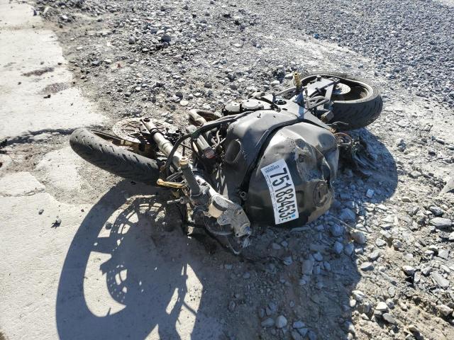 Изображение 2001 SUZUKI GSX-R750  2001