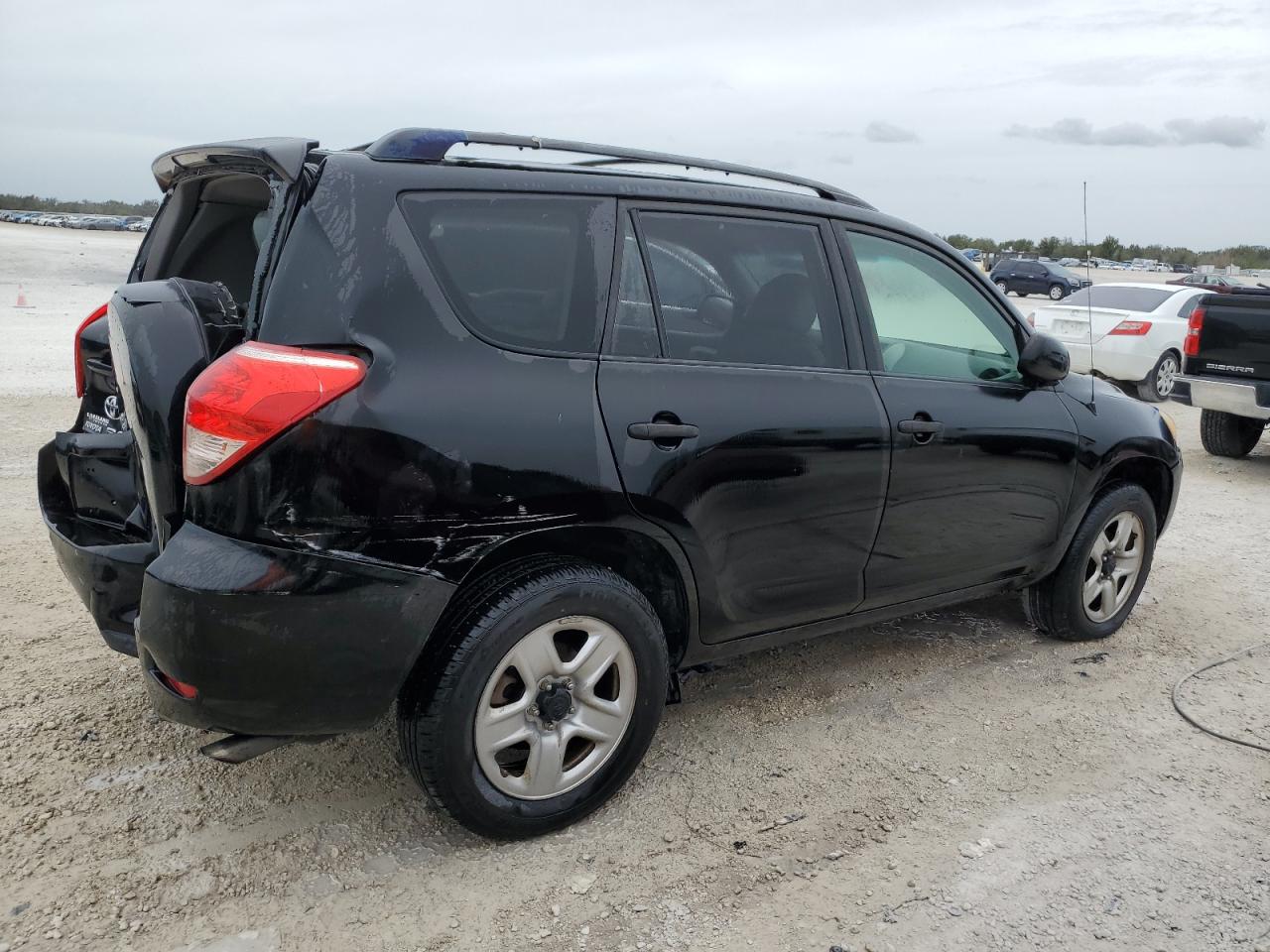 Obraz 3 z 2007 TOYOTA RAV4  2007 z VIN JTMZD33V876040791