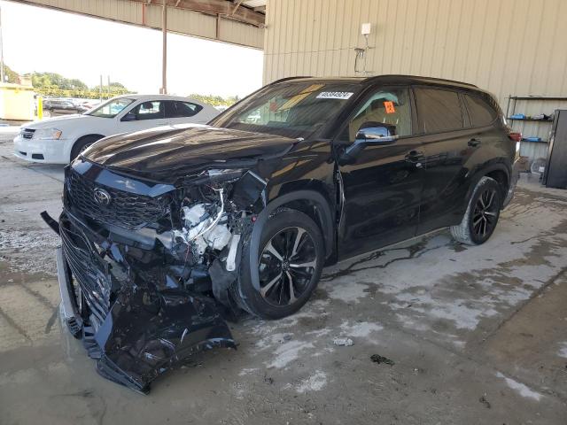 Image 1 of 2022 TOYOTA HIGHLANDER XSE 2022 with VIN 5TDJZRAH6NS098183