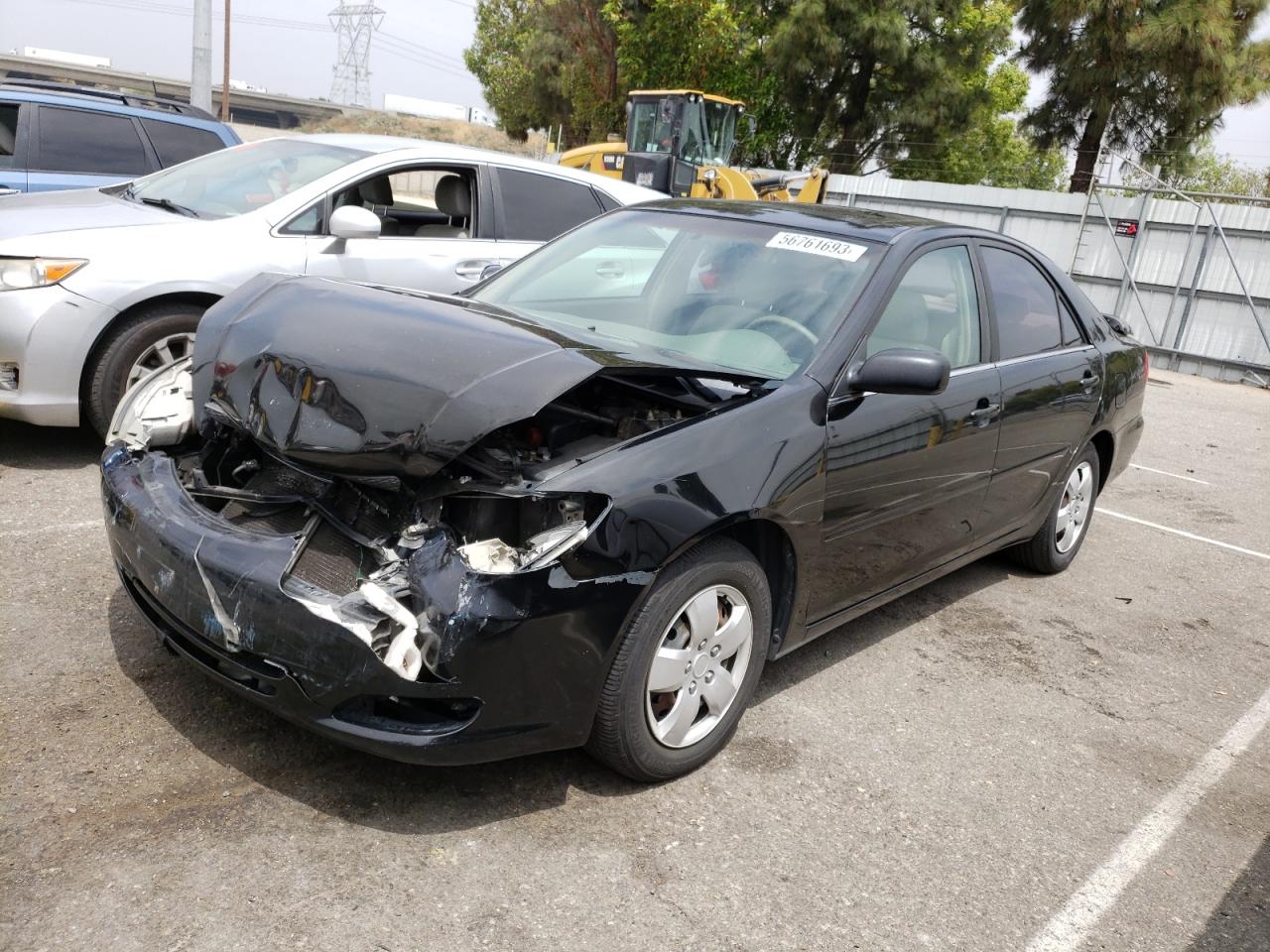 Obraz 1 z 2002 TOYOTA CAMRY LE 2002 z VIN JTDBE32K520123192