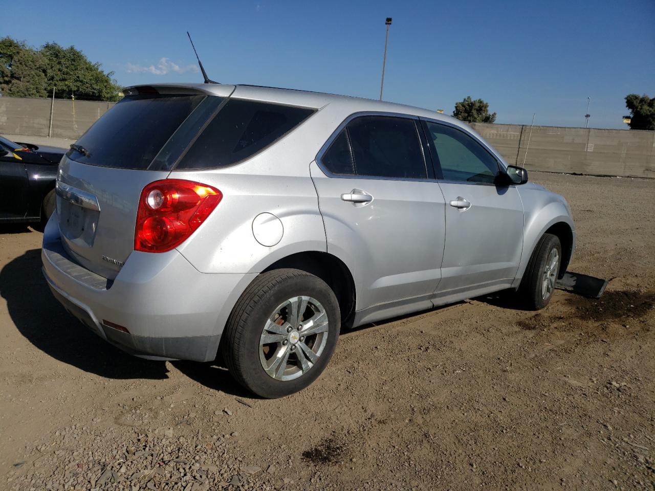 Image 3 of 2012 CHEVROLET EQUINOX LS 2012 with VIN 2GNALBEK3C1204115